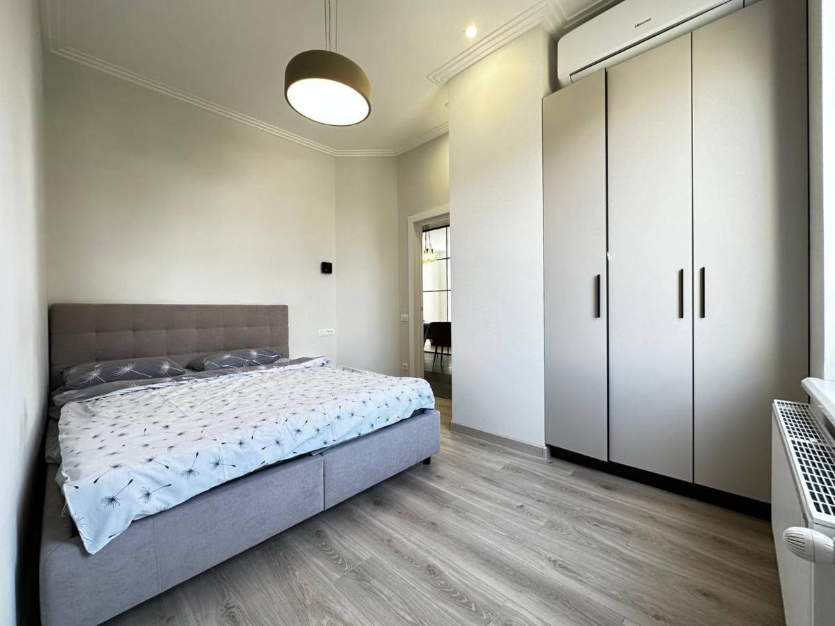 Sea Symphony 3-Bedrooms Lux Apartment Odesa Exterior photo